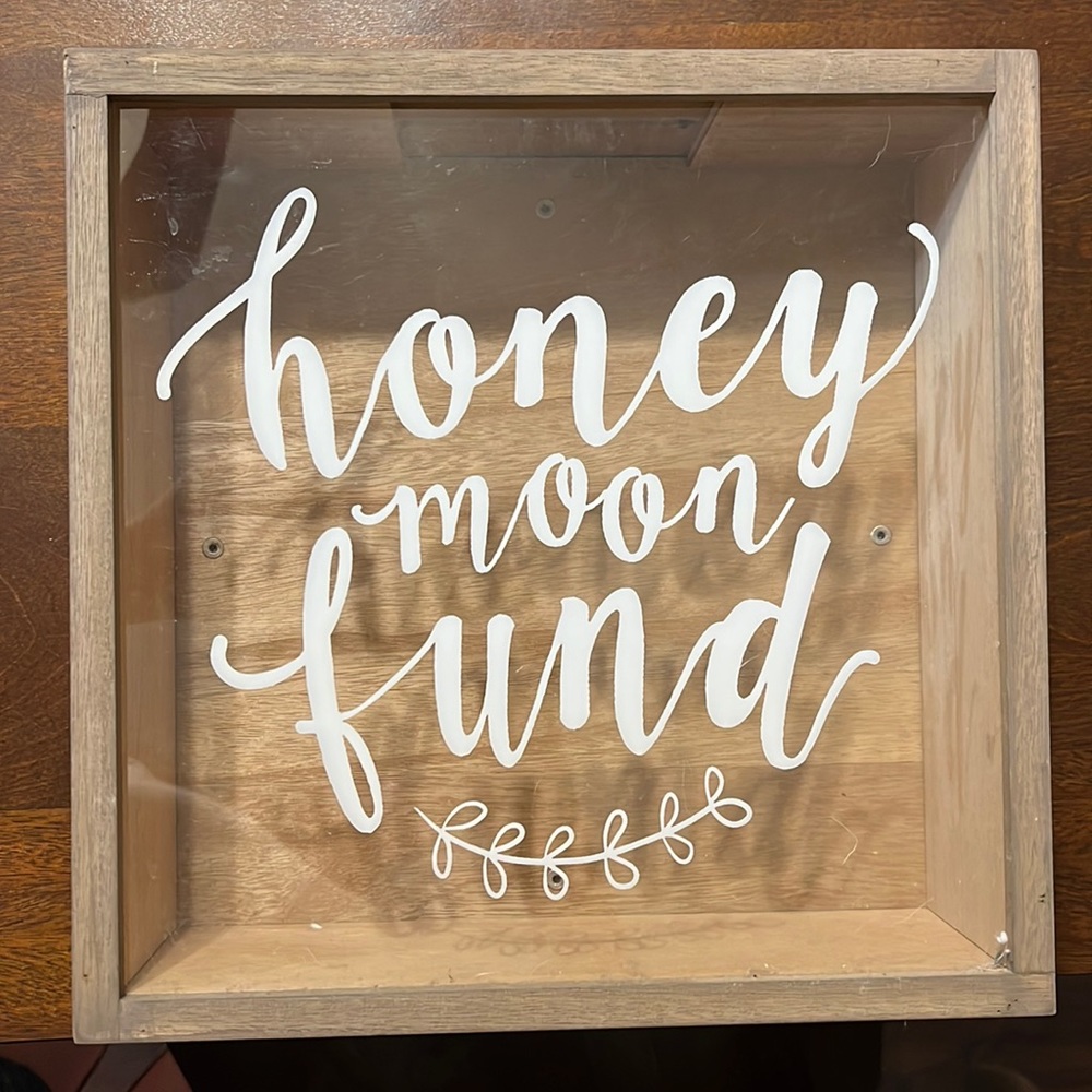 Honeymoon fund box